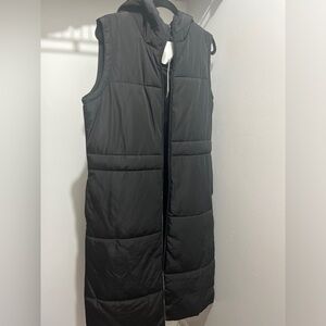 Brand new Calvin Klein ankle length hooded, sleeveless winter coat with pockets